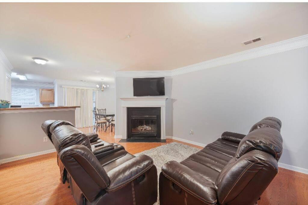 Beautiful Cozy 3-Bedroom Townhome Retreat Atlanta Ngoại thất bức ảnh