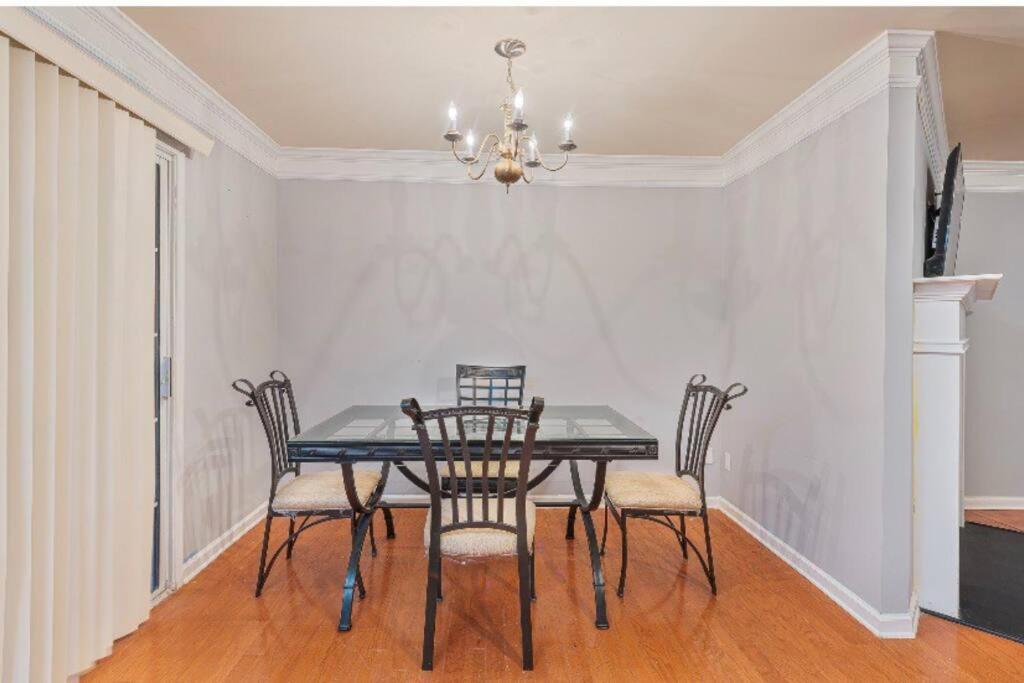 Beautiful Cozy 3-Bedroom Townhome Retreat Atlanta Ngoại thất bức ảnh